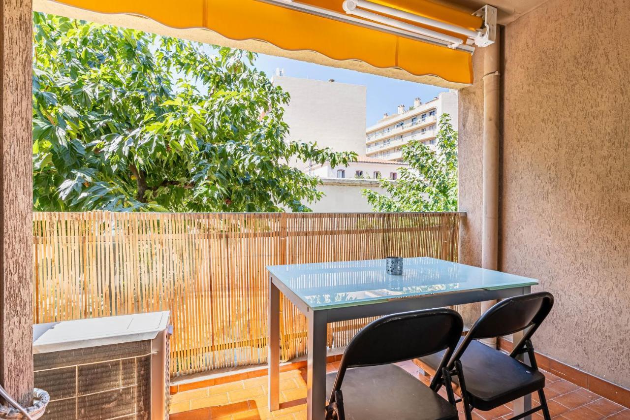 Vieux-port: Climatise + Balcon Apartment